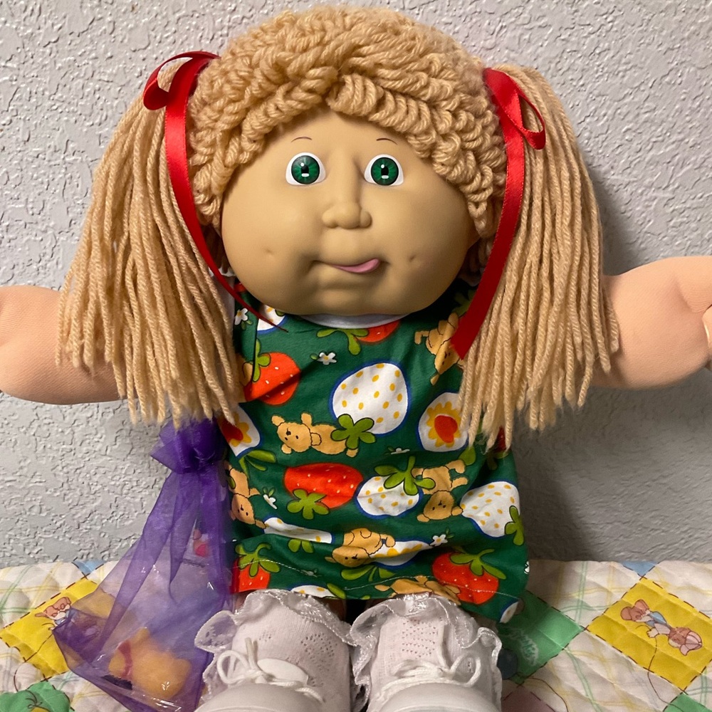 RARE VTG Cabbage Patch Kid Girl Wheat Poodle Hair Green Eyes HM#11 Tongue 1986
